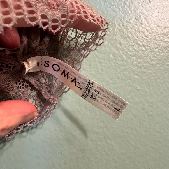 Soma Embraceable lace bralette, size large. - Picture 4 of 4